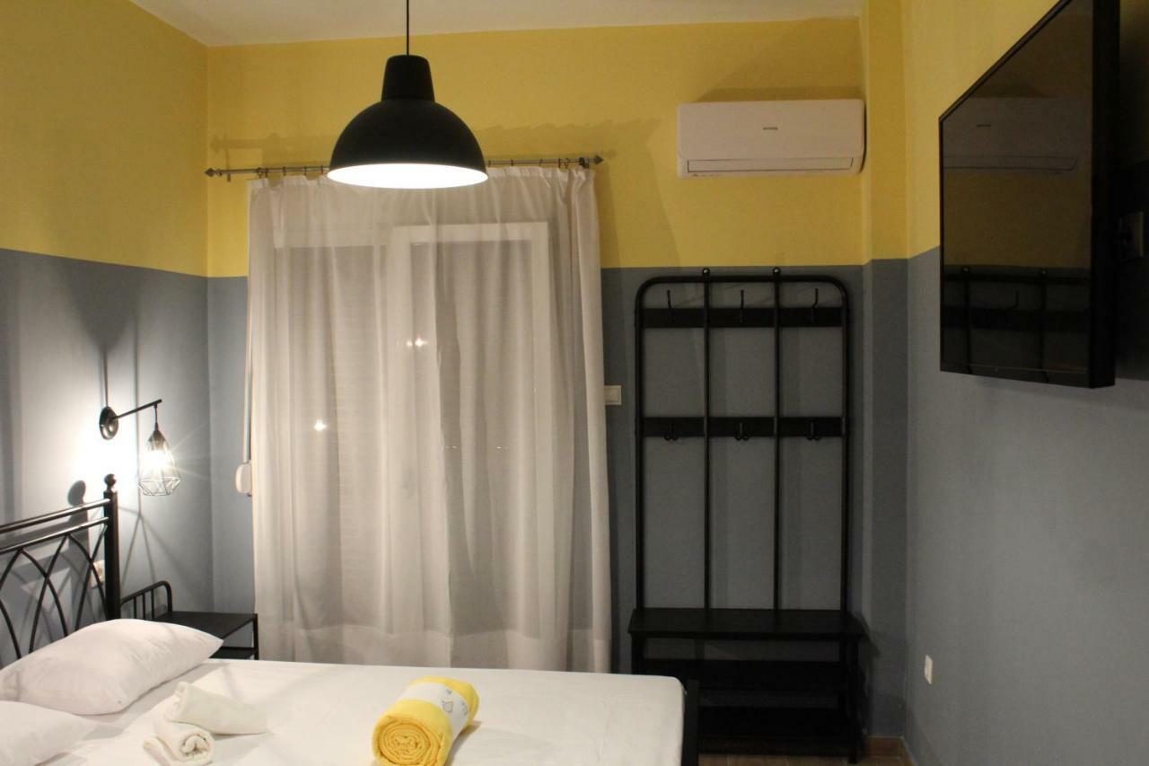 Appartement La Station Secreta à Athènes Extérieur photo