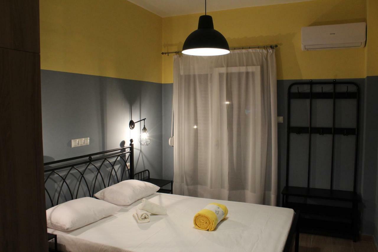 Appartement La Station Secreta à Athènes Extérieur photo